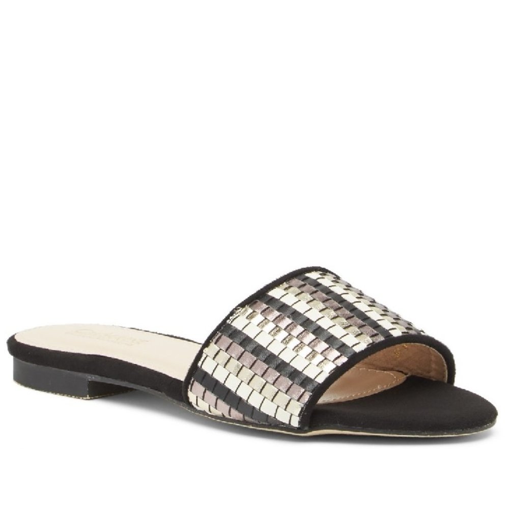$59 NWT (Size 9)  Catherine Catherine Malandrino Flat